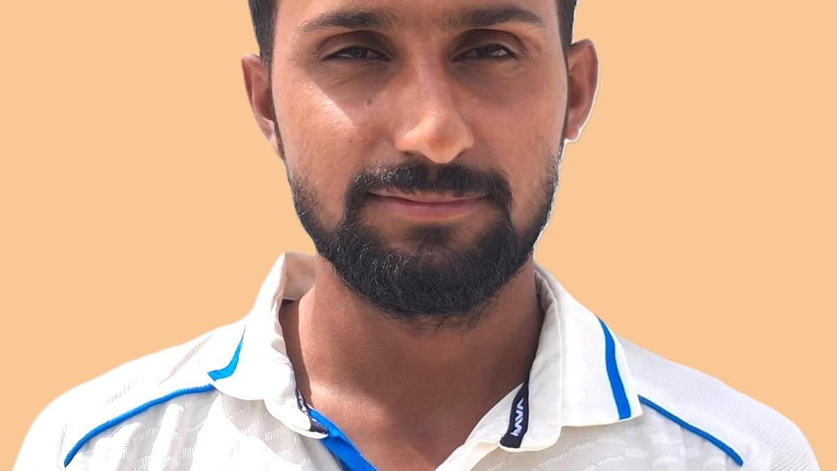 Hemuchudesan, Vidyuth bowl TNCA President’s XI into the semifinals