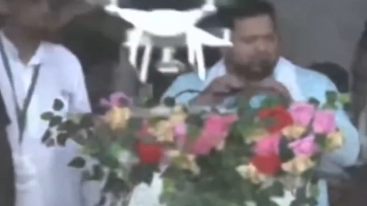 Tejashwi ducks as drone crashes into podium at Patna rally