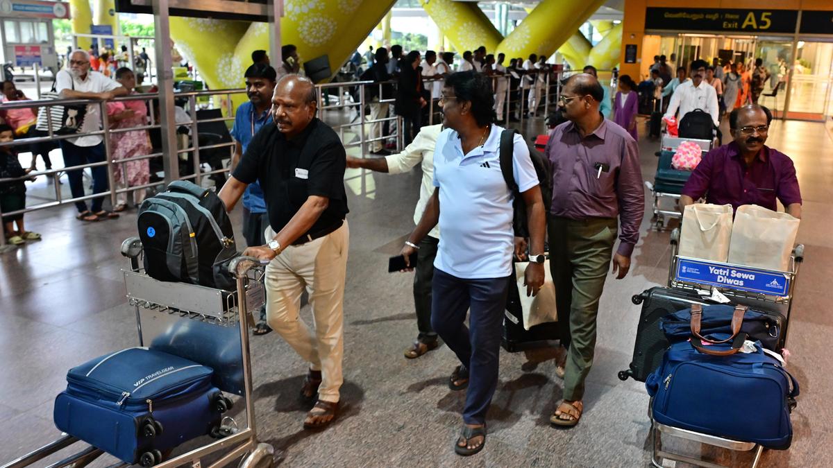 Chennai residents recount harrowing experience after being stranded in Sri Lanka