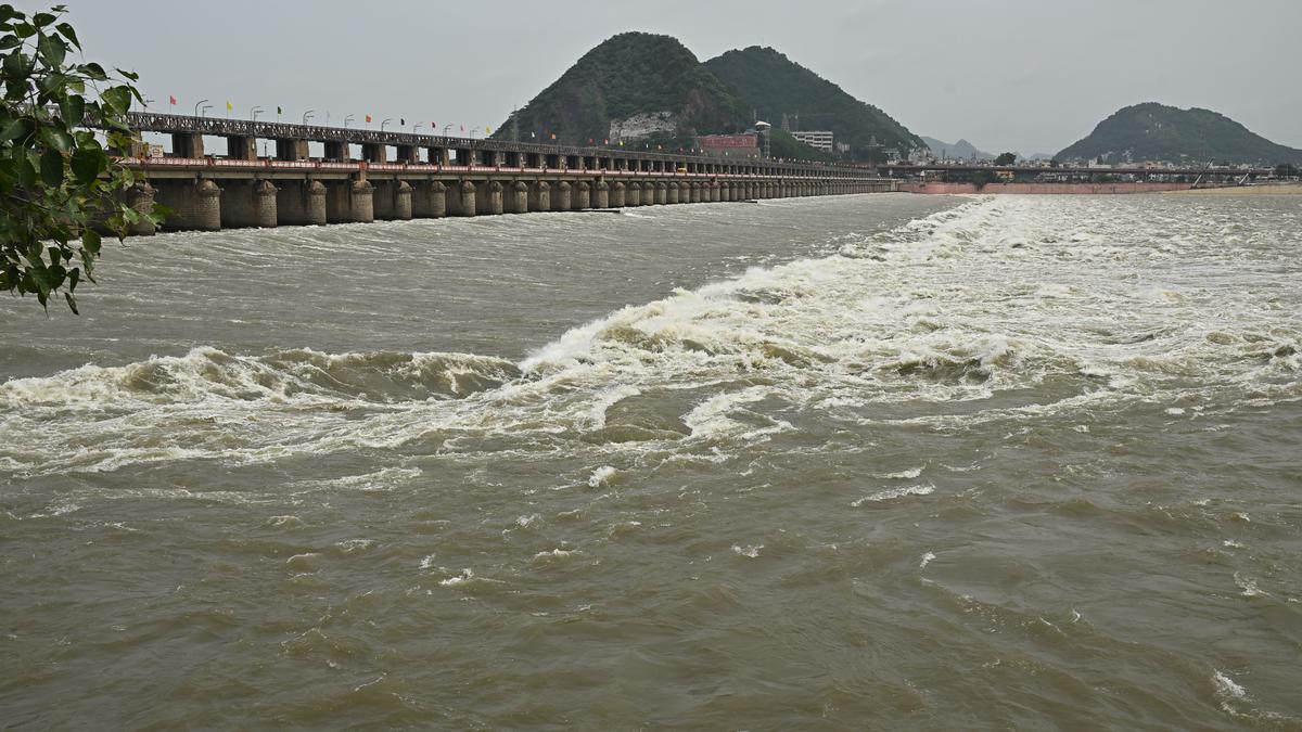 A.P. officials on alert as first flood warning level issued for Godavari at Bhadrachalam in Telangana
