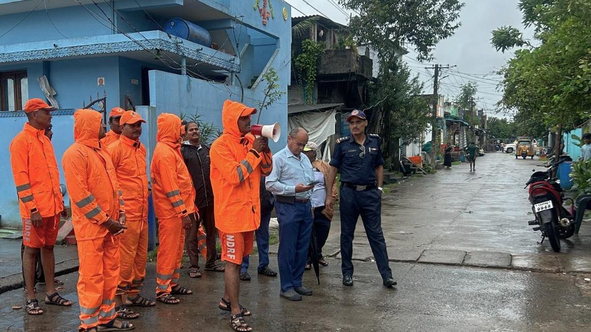 NDRF deploys 25 teams across five States ahead of Cyclone ‘Montha’ landfall