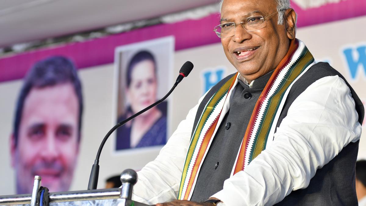 I will listen to Sonia and Rahul Gandhi: Kharge