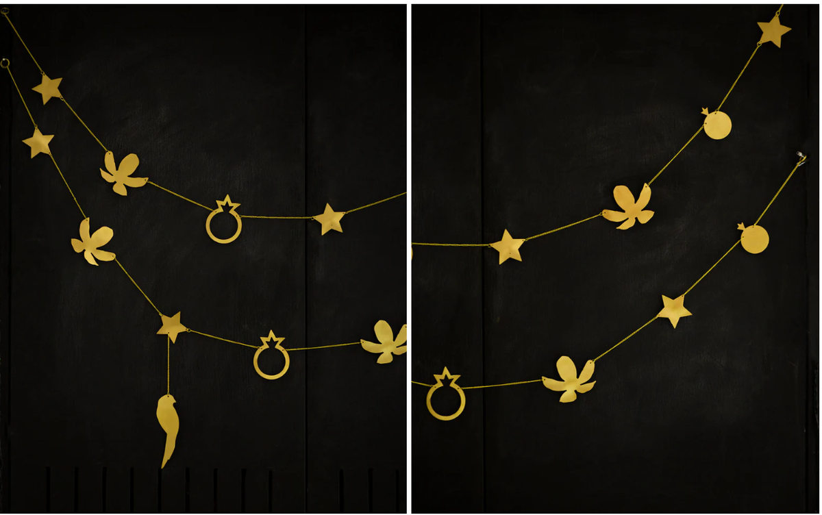 Nicobar gold-finish brass toran Nicobar gold-finish brass toran