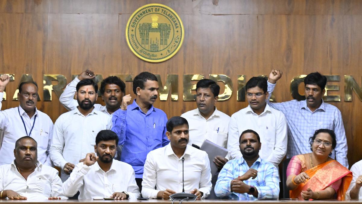 Employees urge Telangana Govt not to implement Unified Pension Scheme