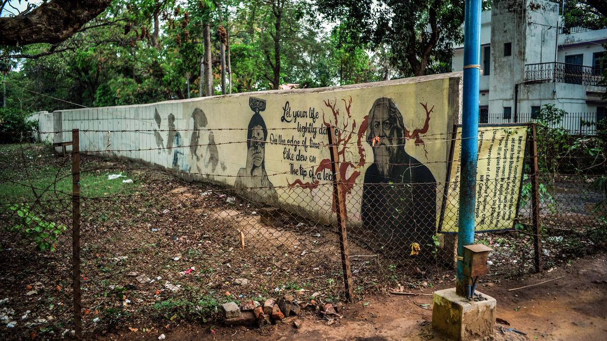 Disquiet at Santiniketan: protests at Visva-Bharati over eviction notice to Amartya Sen
Premium