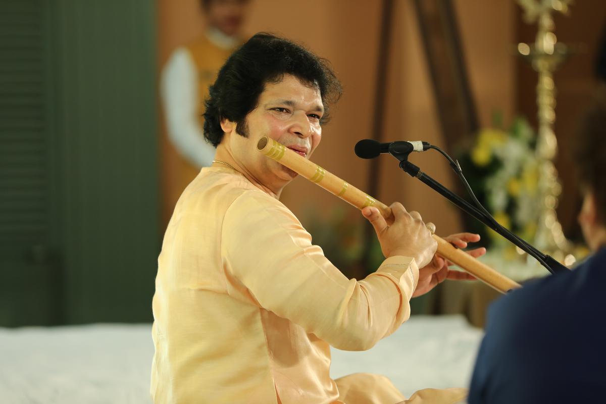 Rakesh Chaurasia played a soulful Pahadi among other raags.