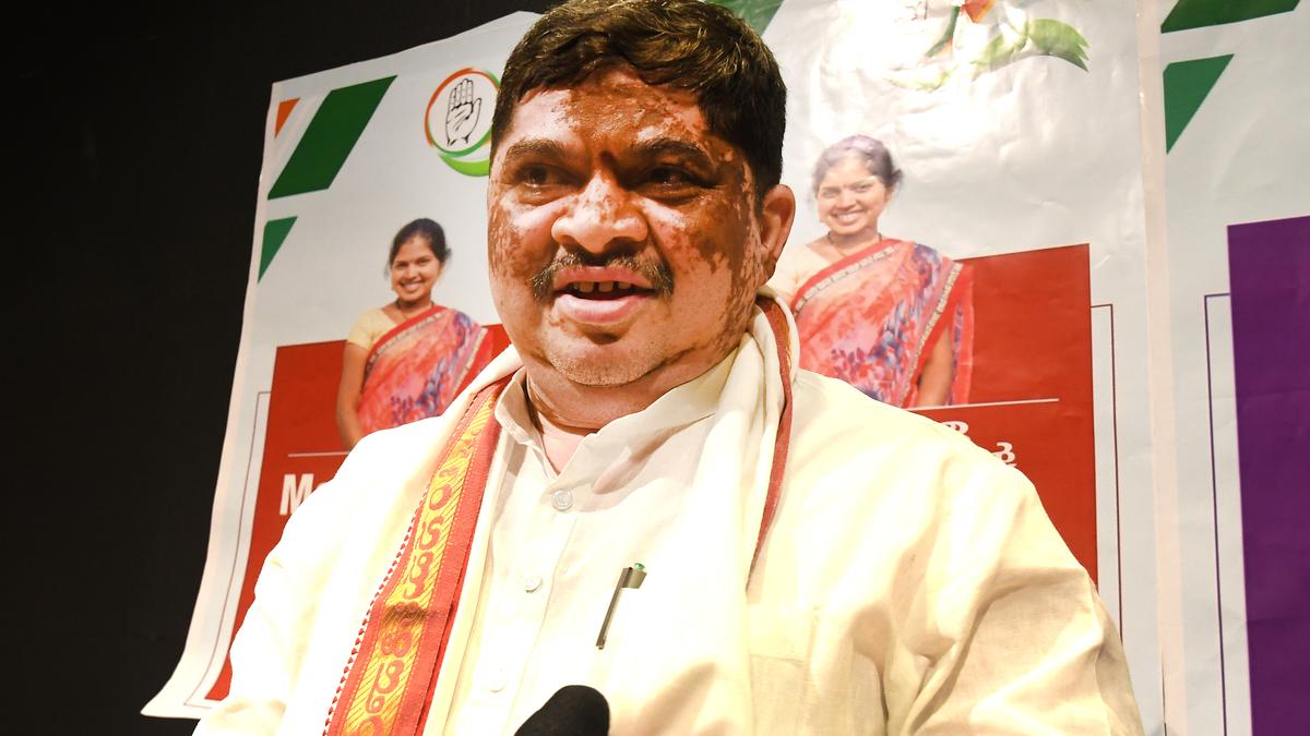 Ponnam blames previous BRS government for the State’s dire financial straits