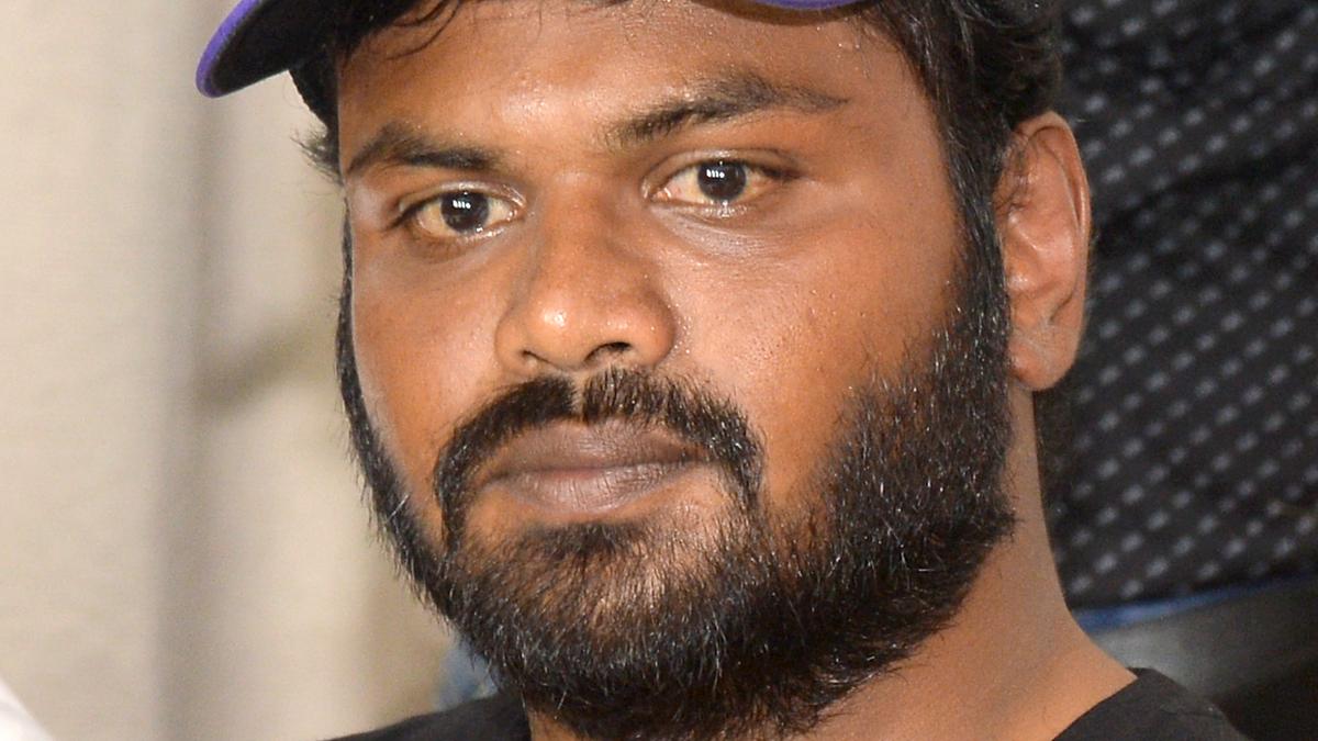 Manchu Manoj at loggerheads with Bhakarapet police