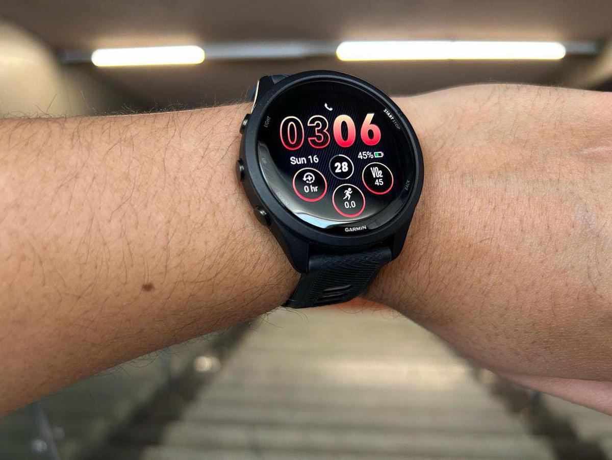 Garmin Forerunner 265 Wrist Heart Rate GPS Fitness Watch, Black
