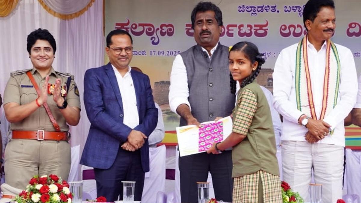 Rahim Khan calls for honouring those who fought Nizam to free Kalyana Karnataka