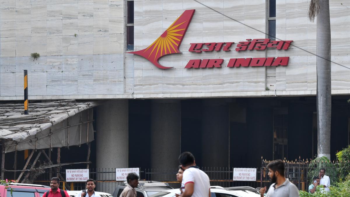 DGCA asks Air India to remove three officials from all roles related to crew rostering