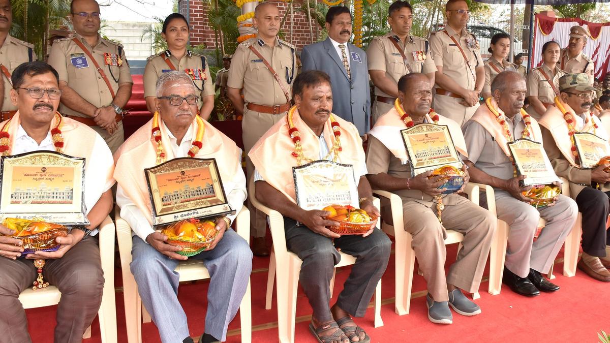 Police Flag Day celebrated in Mysuru 