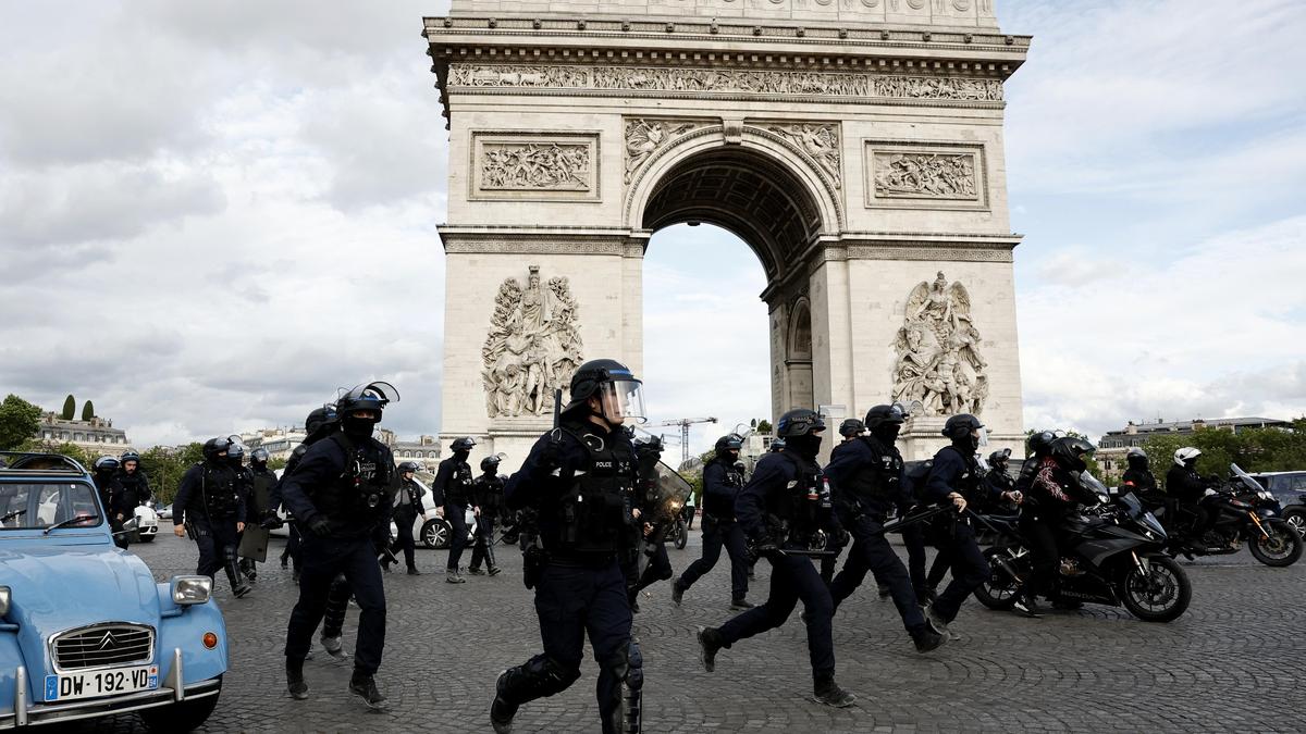 France says nearly 900 arrested in Champions League final riots