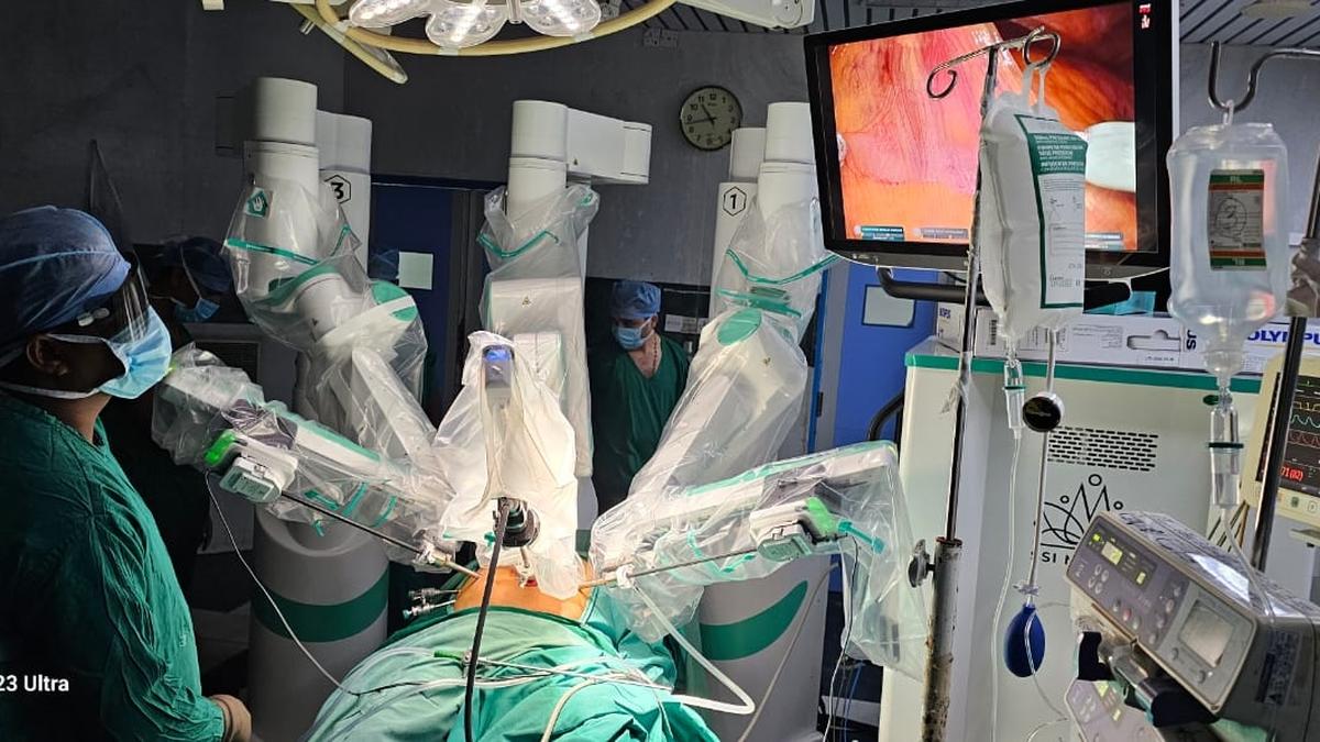 Successful robotic pancreatic surgery performed at KLE Hospital