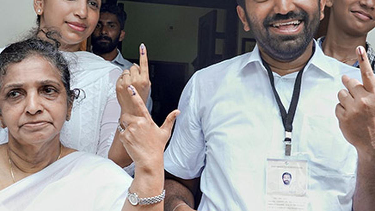 Riding on sympathy wave, UDF wins Puthuppally by record margin