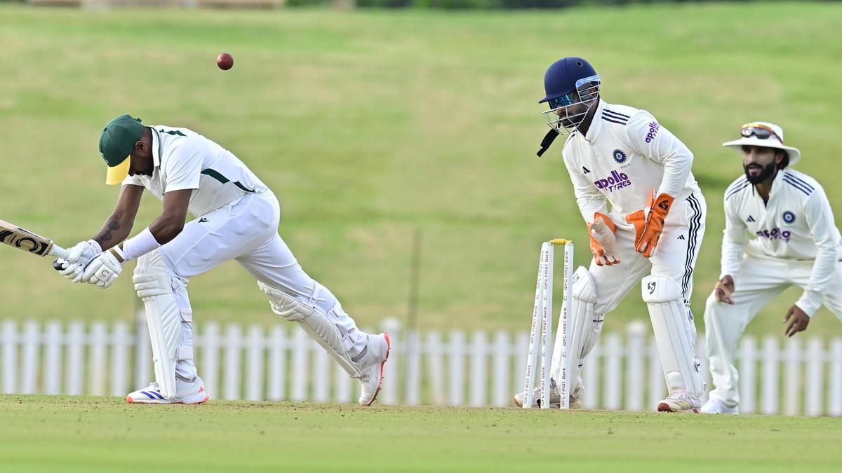 Kotian’ın dört wicket taşıması Güney Afrika-A’yı kısıtlıyor