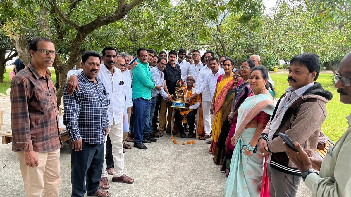 Promote walking culture among children, youth, says ex-teacher