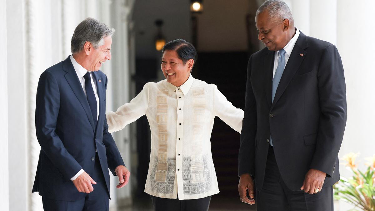 U.S. boosts alliance with the Philippines with $500 million funding and pact amid concern over China