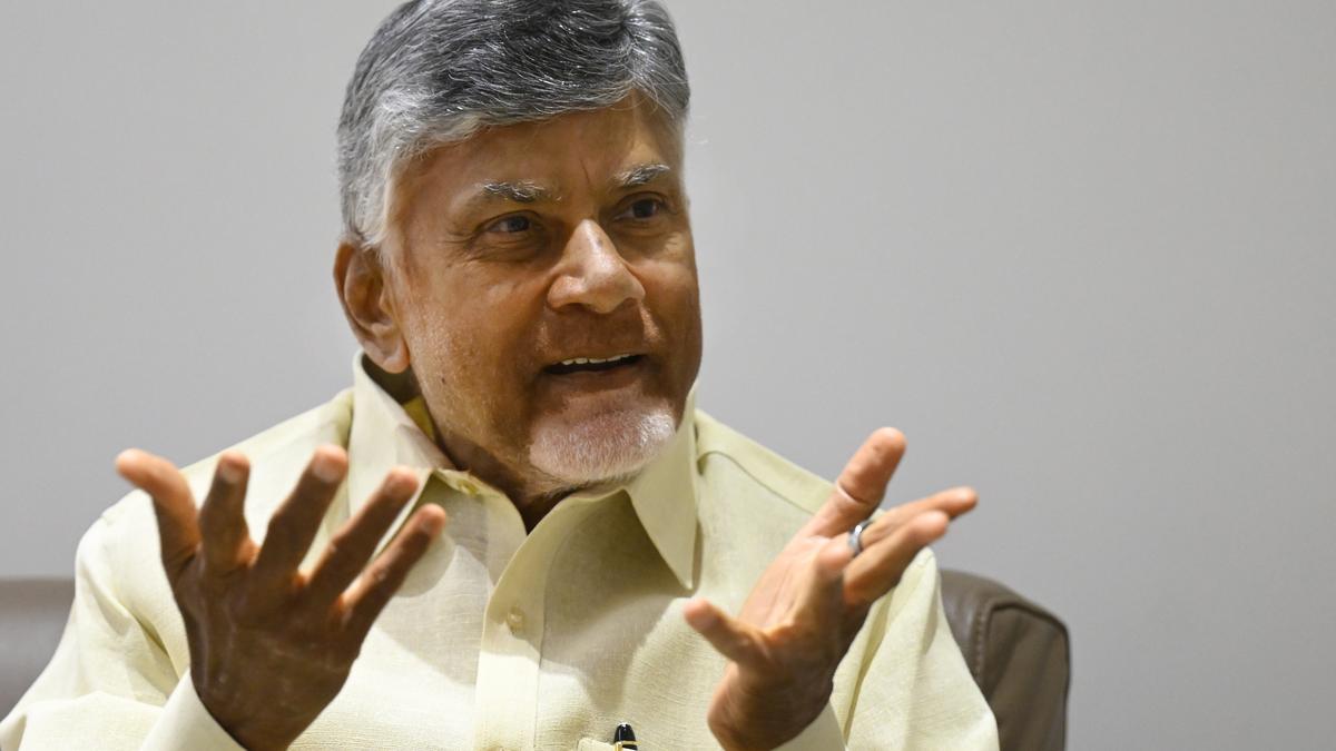 Hindi can be taught along with English and mother tongue: N. Chandrababu Naidu