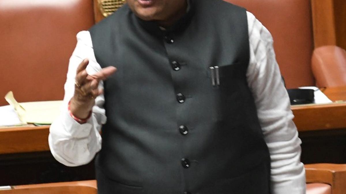 Congress government will fall in six months, says Yatnal