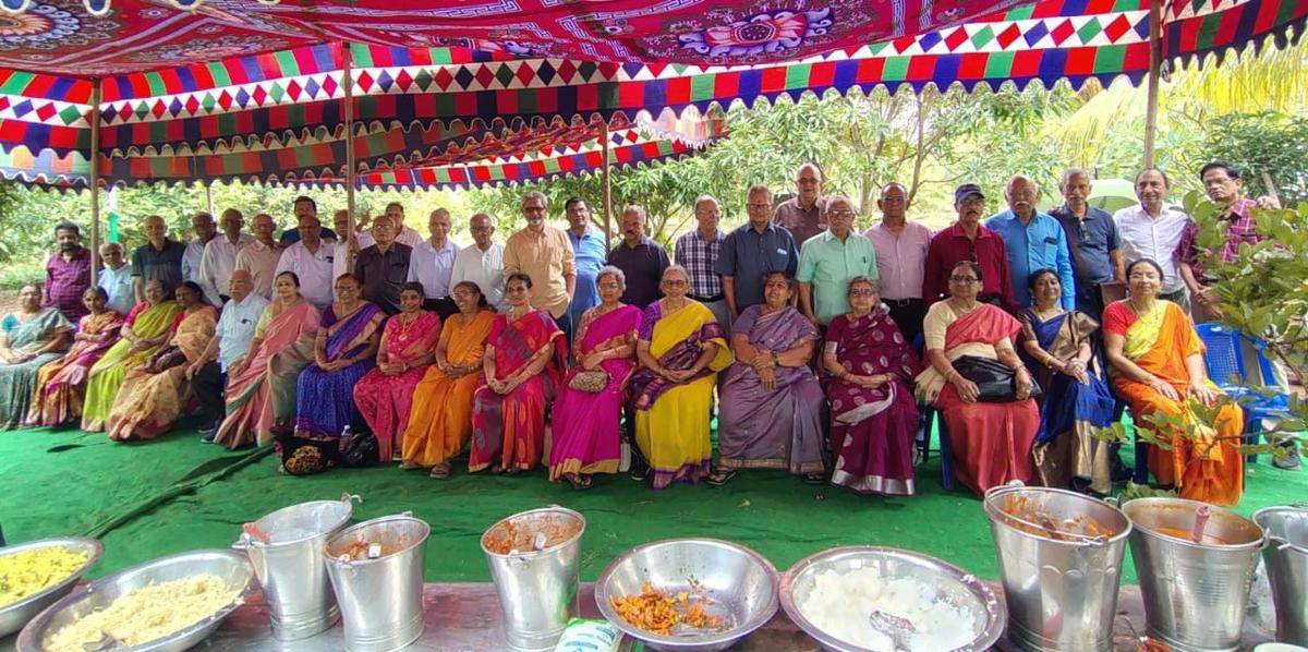 The 1964-69 batch of students of Andhra University College of Engineering, and some of the spouses, pose for a picture during their ‘AU Evergreen Engineers Diamond Jubilee function at Sabbi Appa Rao farm, at Koduru, around 40 km from Visakhapatnam. 