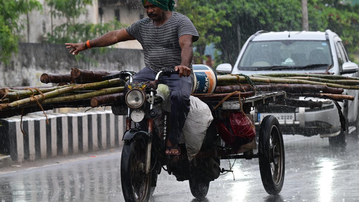 Orange alert for coastal districts on August 13 and 14