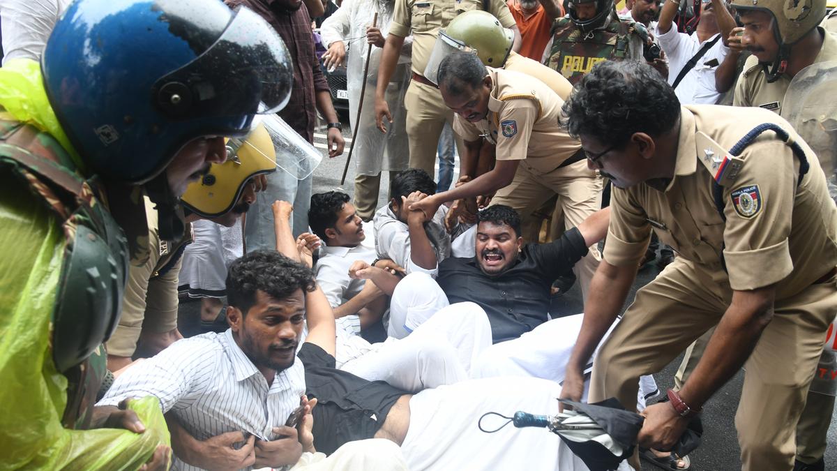 Education bandh by KSU total in Kozhikode