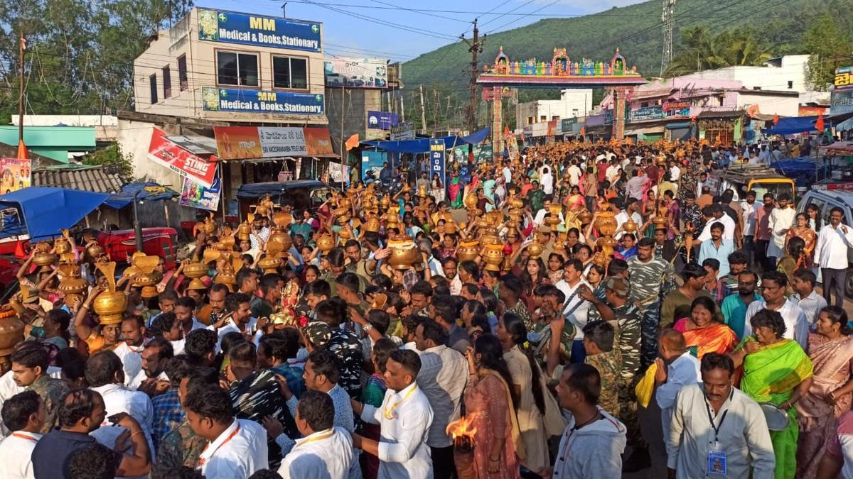 Scores of devotees attend Modakondamma Jatara at Paderu