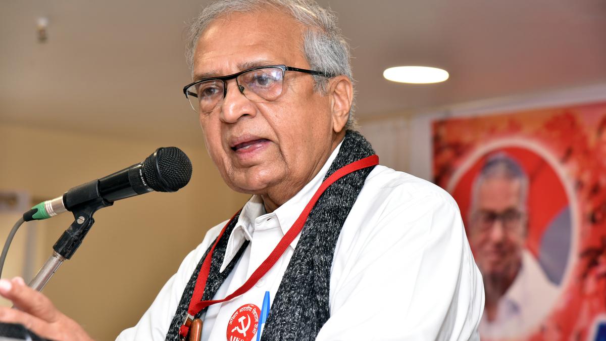 Maharashtra Assembly elections: Four lakh farmer deaths in 20 years but no farm waiver for 10 years in Maharashtra, says CPI (M) leader