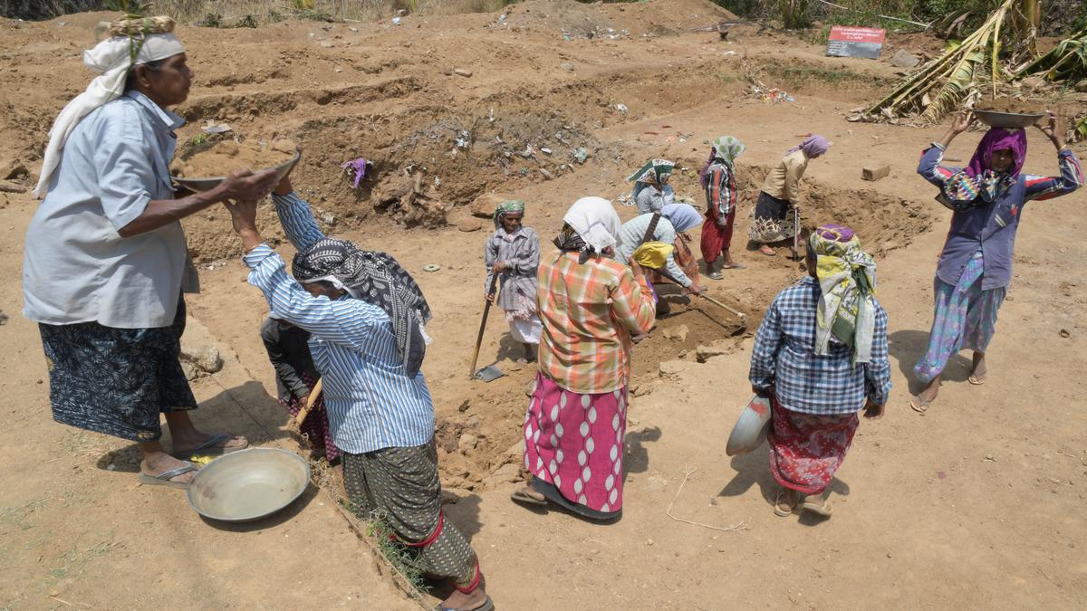 The advent of ‘app-solute’ chaos in NREGA