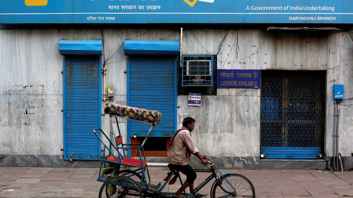 Canara Bank removes minimum balance penalty for savings accounts