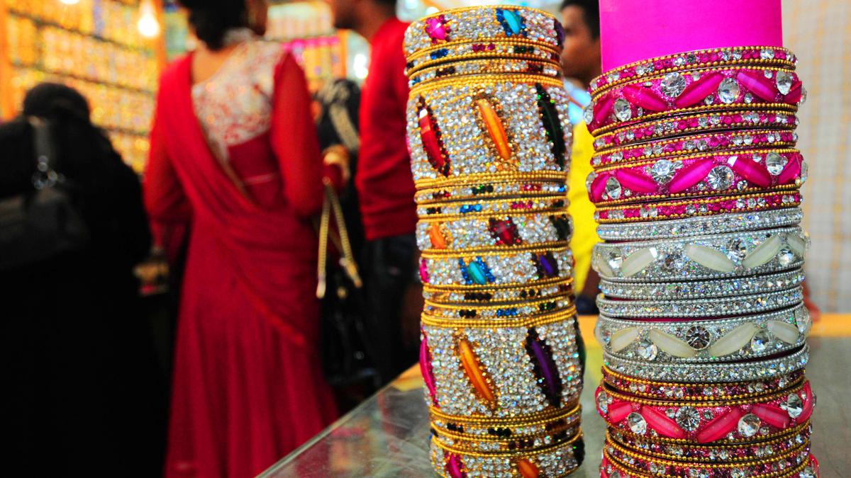 Lac bangles of Hyderabad get the GI tag