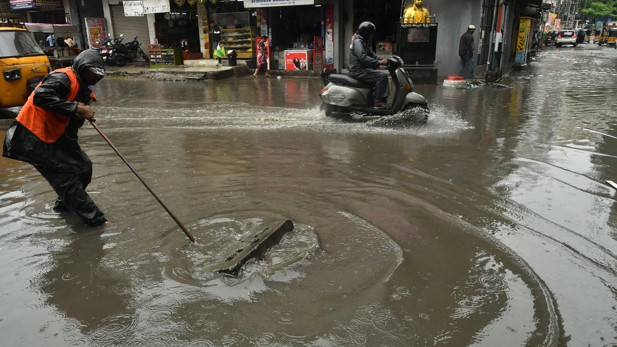 Bejjur in Kumaram Bheem Asifbad district receives 26 cm as heavy rain pelts TS