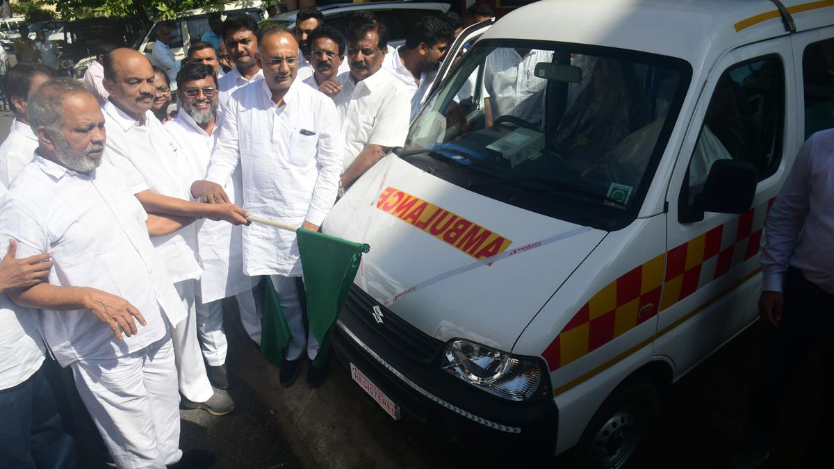 Rajyotsava awardee uses proceeds to get new ambulance service