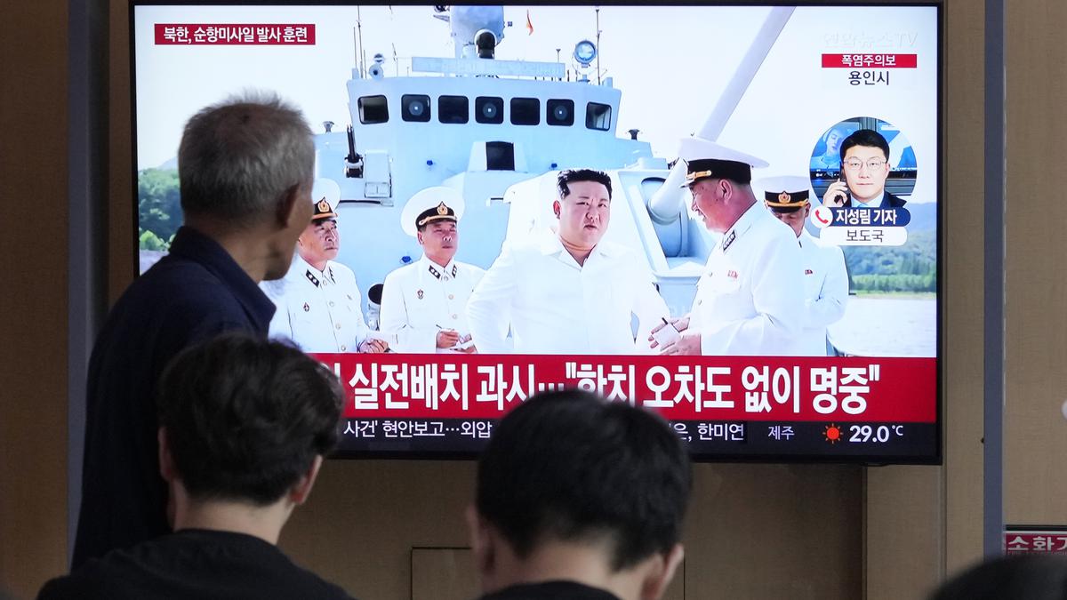 N. Korea’s Kim oversees cruise missile test as Seoul, U.S. start drills
