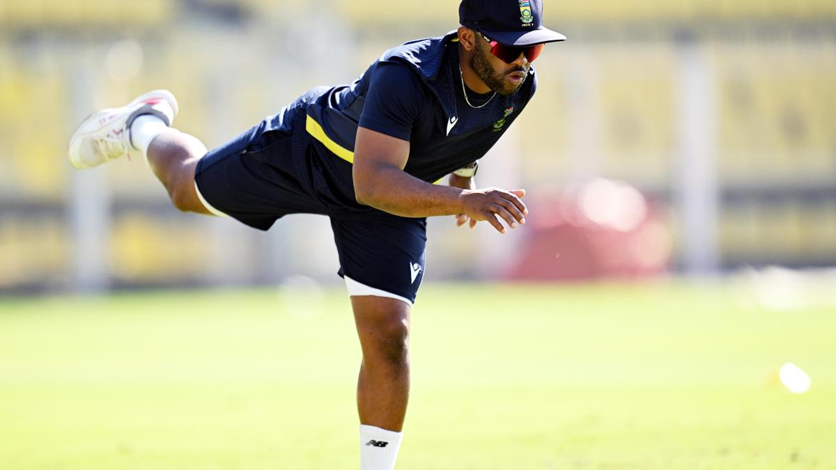 Batting first will still be the way to go: Piet Botha