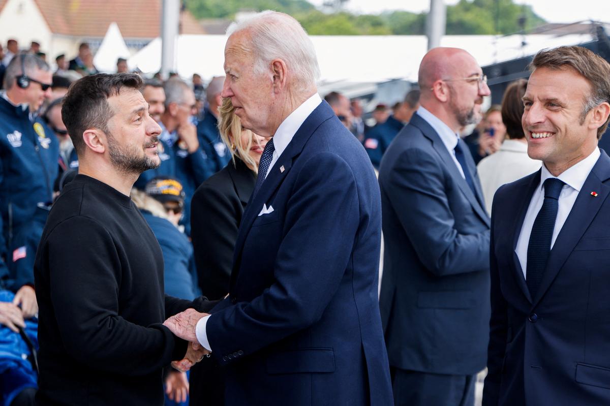 Biden apologizes to Ukraine’s Zelensky for monthslong holdup to weapons that let Russia make gains