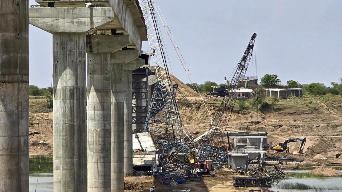Hamirpur bridge collapse: Case lodged against executing agency, contractor