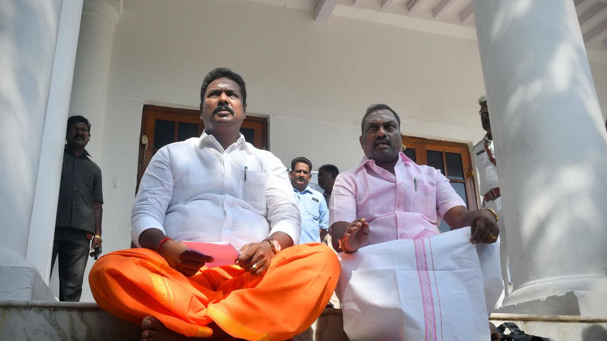 Puducherry BJP MLA stages protest in front of Assembly seeking action against District Collector