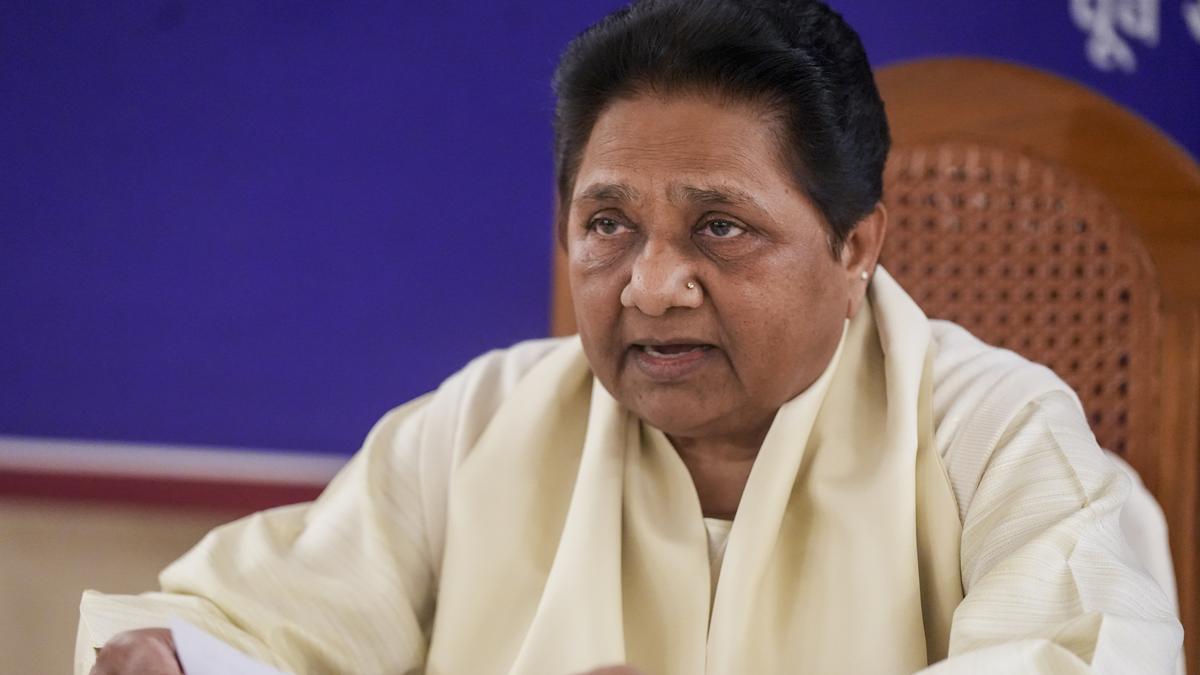 U.P. government should start schemes for people reeling under poverty, unemployment: Mayawati