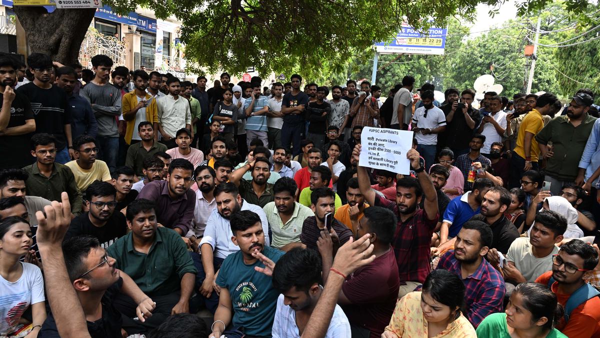 200 students start indefinite hunger strike near Rau’s IAS Study Circle