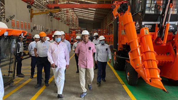 State team visits Rajkot farm machine unit