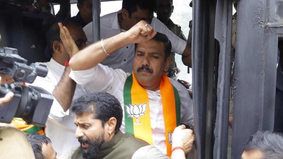 Alleged corruption in Valmiki ST corporation & MUDA: BJP ups ante by trying to lay siege to Karnataka CM’s residence in Bengaluru seeking his resignation and CBI probe