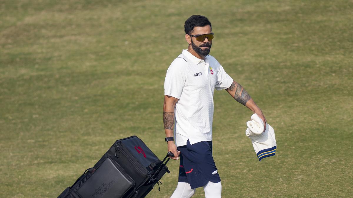 Kohli joins Delhi training session ahead of Ranji comeback