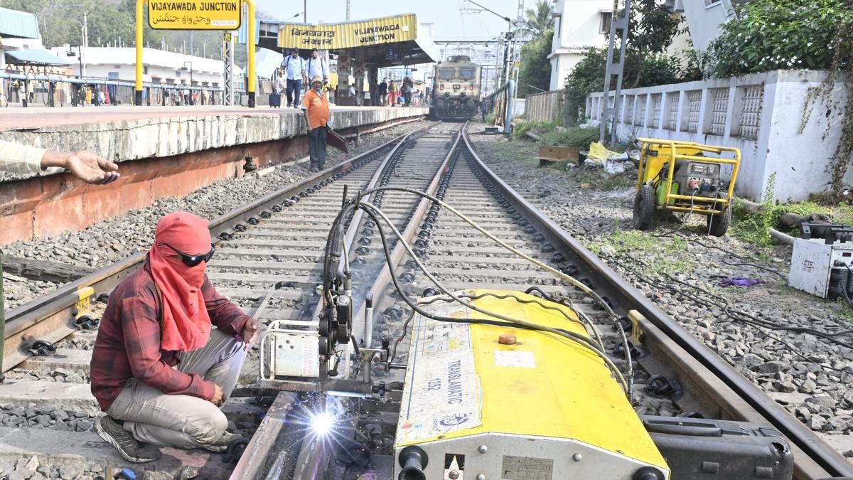 Trade unions question Railway Board’s decision to re-engage retired staff
