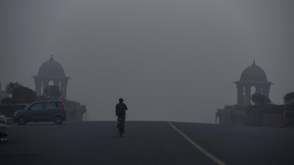 Delhi records minimum temperature of 8.2 degrees Celsius