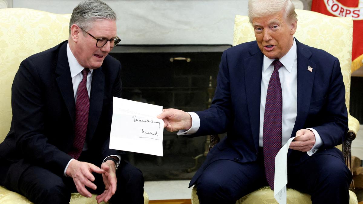 UK, U.S. to sign $10 billion of economic deals on Trump visit