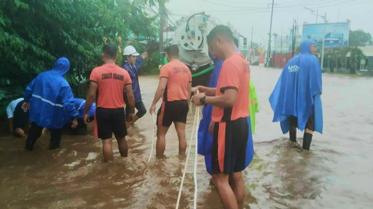 Typhoon Matmo strengthens, prompting China to evacuate 150,000 people ahead of landfall Typhoon Matmo strengthens, prompting China to evacuate 150,000 people ahead of landfall