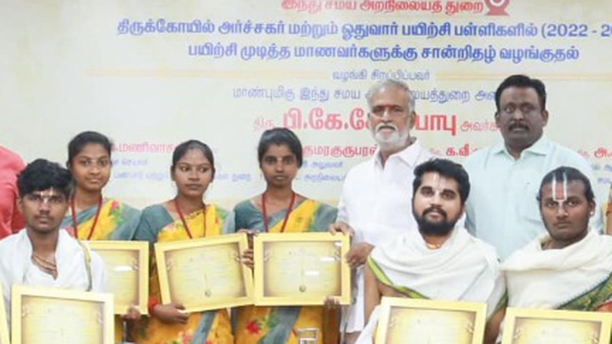 In a first, three T.N. women trainees to soon become assistant priests at temples