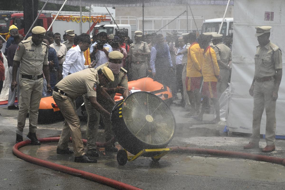 thehindu.com - The Hindu Bureau - Telangana gears up for Fire Service Week with focus on schools and hospitals